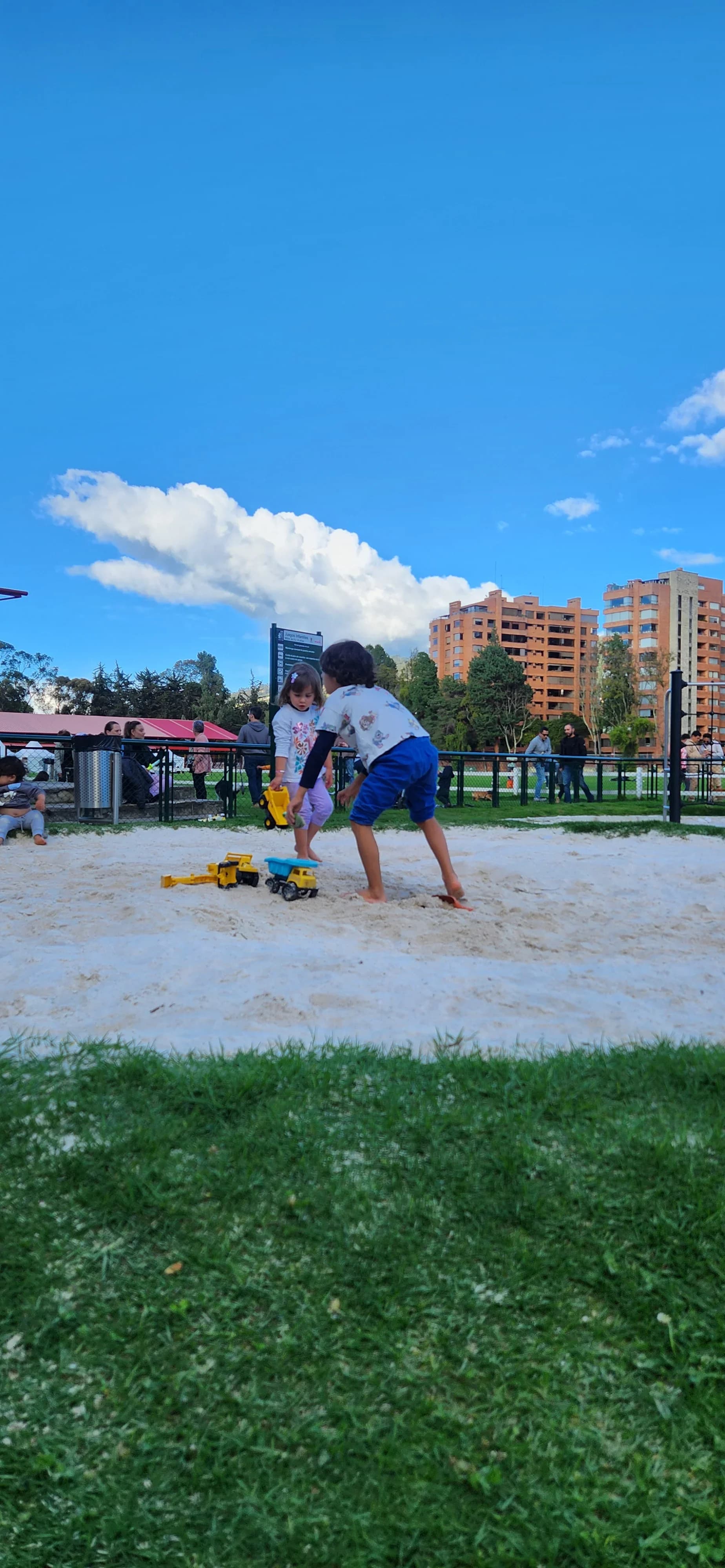 Desarrollo infantil y conexión emocional - Papapo Shoes