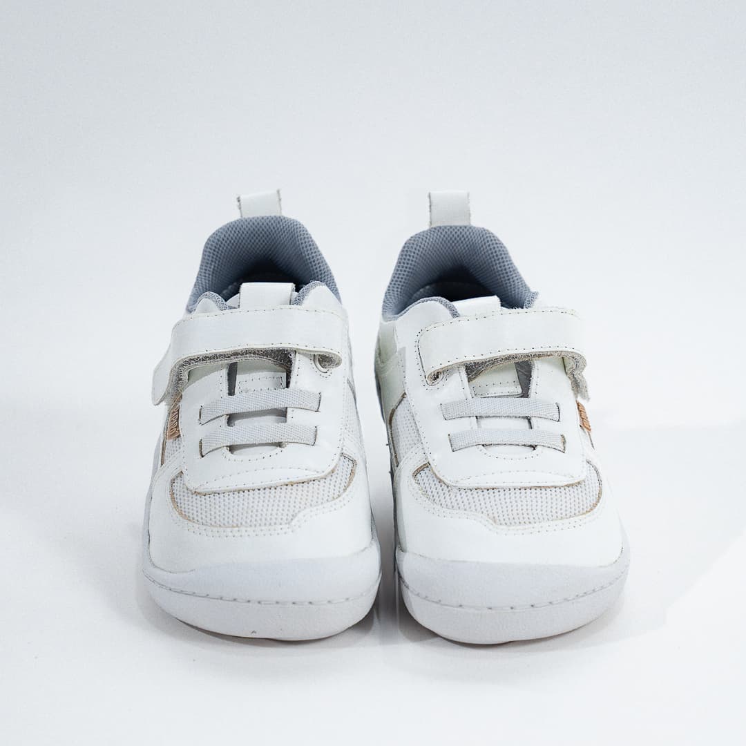 Tenis cuero barefoot blanco 2