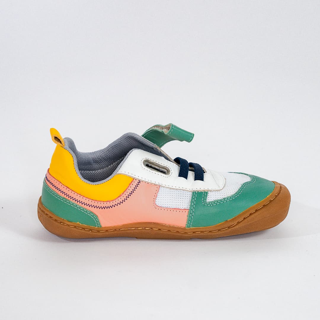 Tenis cuero barefoot verde 8